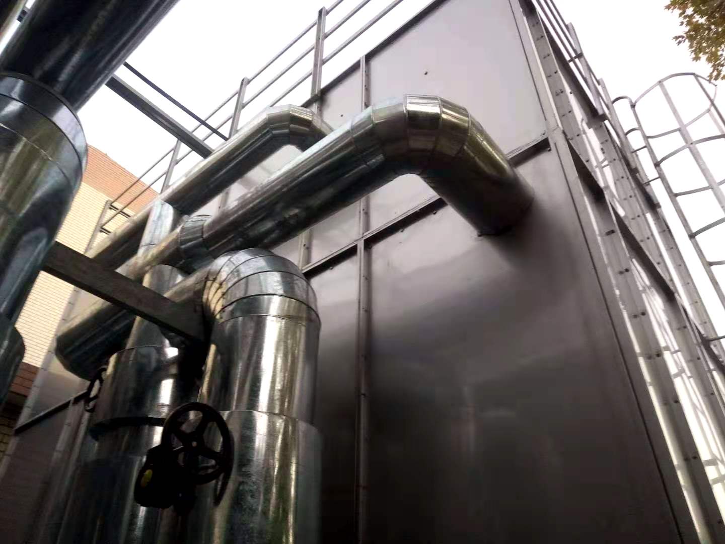 蒸汽<a href=http://www.hafoxiaoxue.cn/e/tags/?tagname=%E9%98%80%E9%97%A8%E4%BF%9D%E6%B8%A9%E8%A1%A3 target=_blank class=infotextkey><a href=http://www.hafoxiaoxue.cn/e/tags/?tagname=%E9%98%80%E9%97%A8%E4%BF%9D%E6%B8%A9 target=_blank class=infotextkey>閥門保溫</a>衣</a>