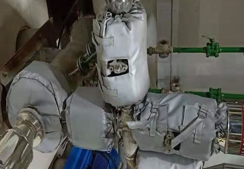 高溫管道<a href=http://www.hafoxiaoxue.cn/e/tags/?tagname=%E4%BF%9D%E6%B8%A9%E9%9A%94%E7%83%AD target=_blank class=infotextkey>保溫隔熱</a>衣