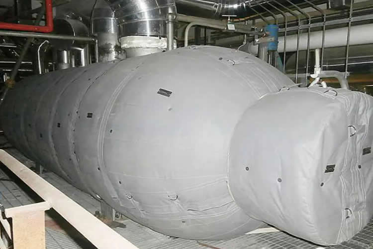 再沸器保溫,再沸器<a href=http://www.hafoxiaoxue.cn/e/tags/?tagname=%E4%BF%9D%E6%B8%A9%E5%A5%97 target=_blank class=infotextkey>保溫套</a>,<a href=http://www.hafoxiaoxue.cn/e/tags/?tagname=%E6%8D%A2%E7%83%AD%E5%99%A8%E4%BF%9D%E6%B8%A9 target=_blank class=infotextkey>換熱器保溫</a>