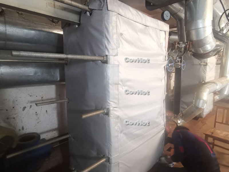 板式<a href=http://www.hafoxiaoxue.cn/e/tags/?tagname=%E6%8D%A2%E7%83%AD%E5%99%A8%E4%BF%9D%E6%B8%A9 target=_blank class=infotextkey>換熱器保溫</a>,<a href=http://www.hafoxiaoxue.cn/e/tags/?tagname=%E5%8F%AF%E6%8B%86%E5%8D%B8%E4%BF%9D%E6%B8%A9%E5%A5%97 target=_blank class=infotextkey>可拆卸<a href=http://www.hafoxiaoxue.cn/e/tags/?tagname=%E4%BF%9D%E6%B8%A9%E5%A5%97 target=_blank class=infotextkey>保溫套</a></a>